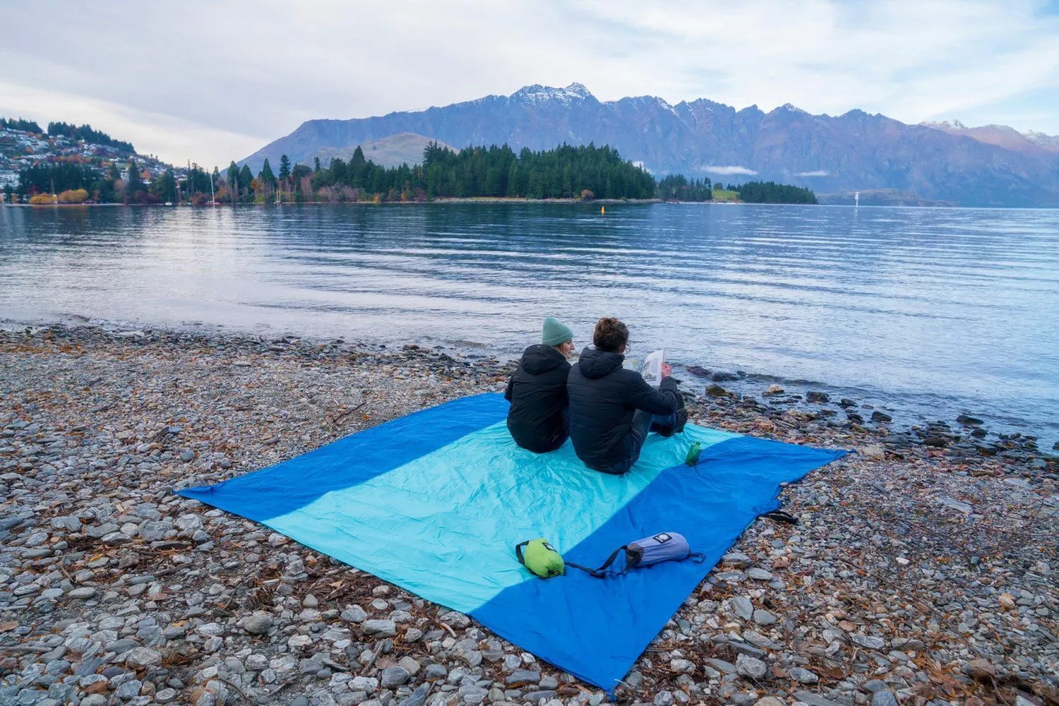WEKAPO Beach Blanket Sandproof Waterproof, Extra Large Beach Mat, Oversized & Compact Sand Free Mat Quick Drying, Lightweight & Durable with 6 Stakes & 4 Corner Pockets